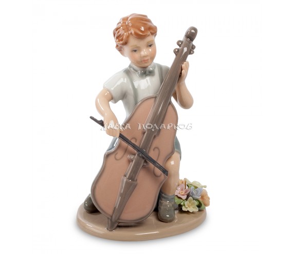 Фигурка "Мальчик с виолончелью"