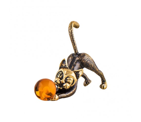 Кошечка игривая 