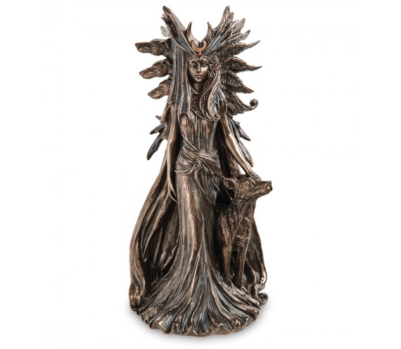 Геката - богиня лунного света и всего сверхъестественного